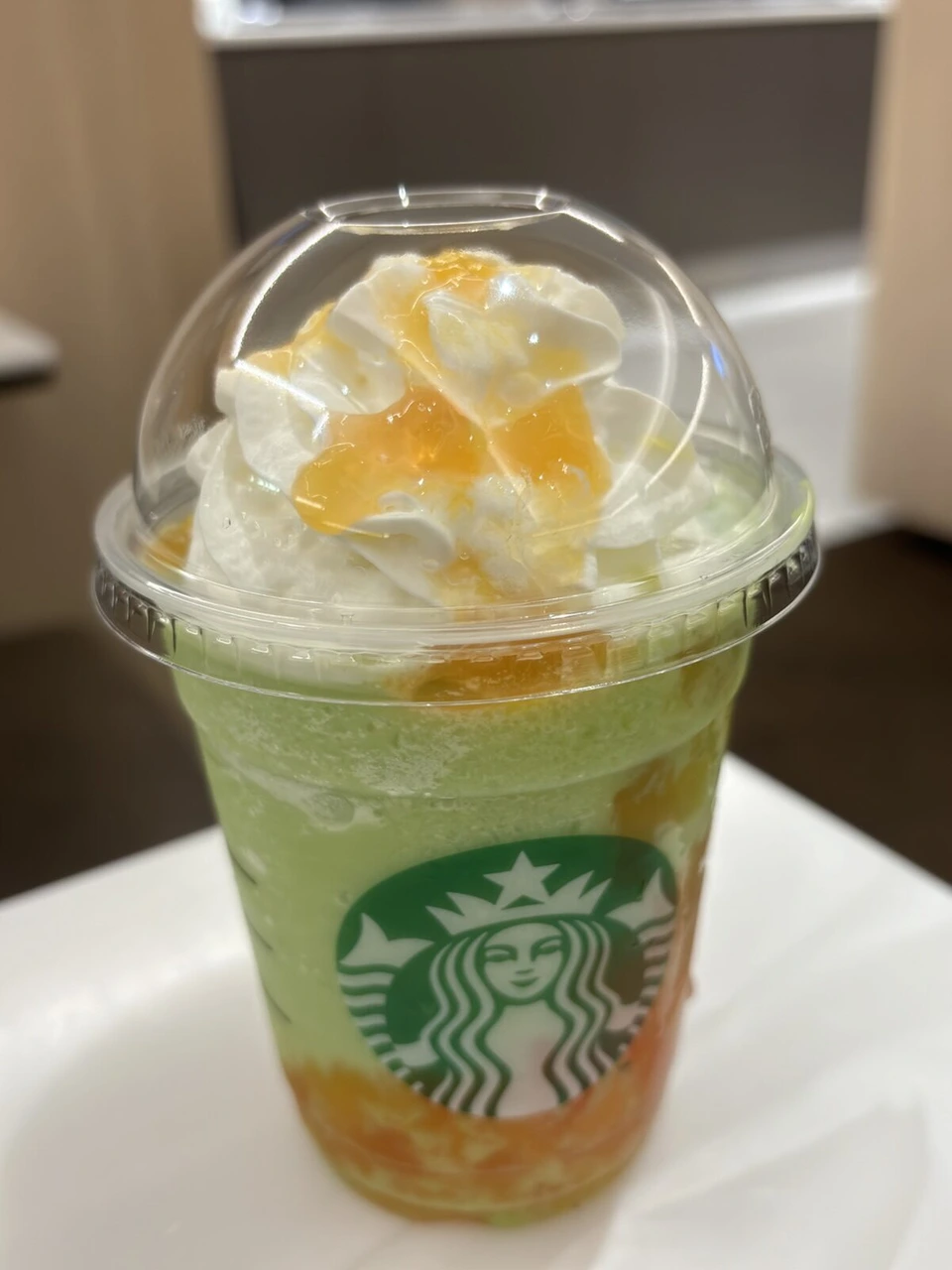 スターバックスのメロンのようなフラペチーノ